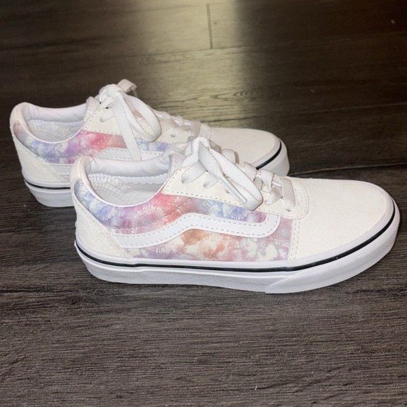Vans NEW Ward Lace-up Sneaker Heart Tie Dye Size 1 Multi/White - Picture 4 of 13